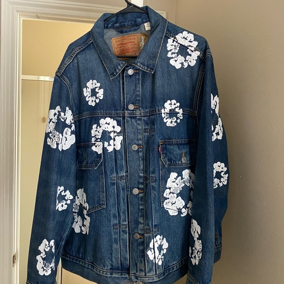 Light blue Jean Denim Tear Denim Jacket - Picture 2 of 3